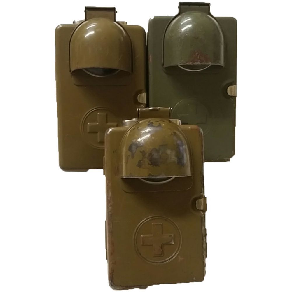 Schweizer Armee Original Taschenlampe mit Klappe oliv Rarität