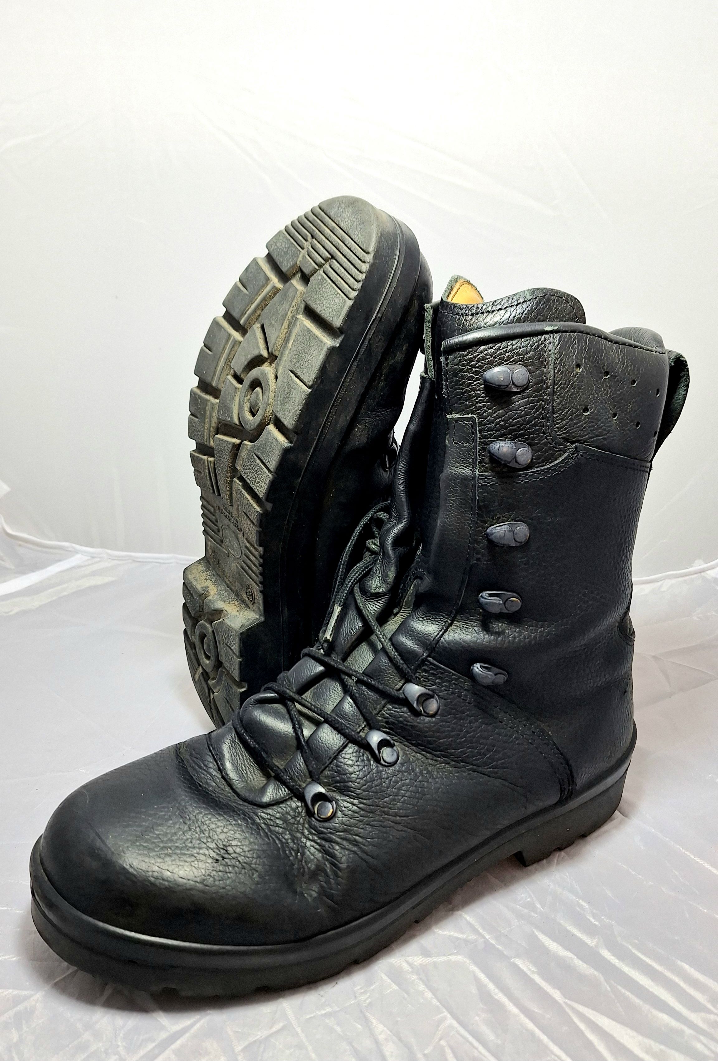 ~50 Kampfstiefel Original Bundeswehr BW Gr. 43 Stiefel Herren Leder Militär
